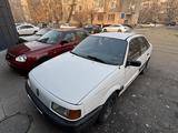 Volkswagen Passat 1988 годаfor1 050 000 тг. в Усть-Каменогорск – фото 4