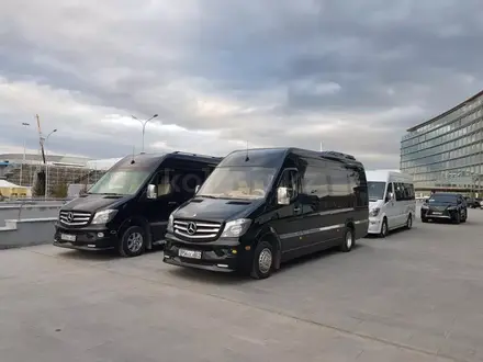 Микроавтобусы Hiace, Viano, Sprinter VIP в Алматы – фото 27