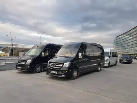 Микроавтобусы Hiace, Viano, Sprinter VIP в Алматы – фото 36