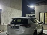 Toyota RAV4 2016 годаүшін10 000 000 тг. в Шымкент – фото 3