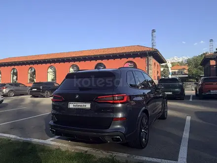 BMW X5 2019 года за 25 500 000 тг. в Алматы – фото 5