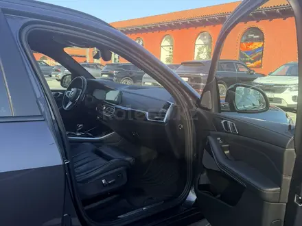 BMW X5 2019 года за 25 500 000 тг. в Алматы – фото 8