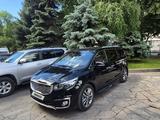 Kia Carnival 2017 года за 11 500 000 тг. в Алматы