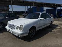 Mercedes-Benz E 200 1997 года за 2 200 000 тг. в Алматы