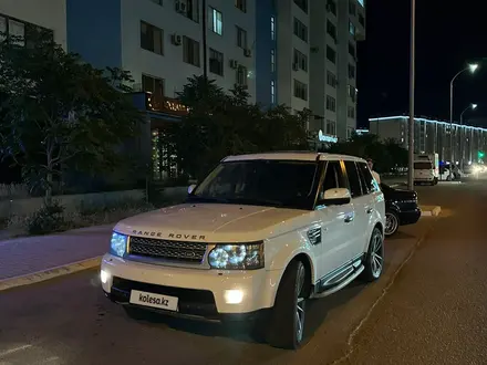 Land Rover Range Rover Sport 2011 года за 9 000 000 тг. в Атырау – фото 2