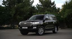 Toyota Land Cruiser 2016 годаfor27 000 000 тг. в Алматы