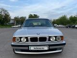 BMW 525 1991 года за 2 700 000 тг. в Шымкент – фото 2