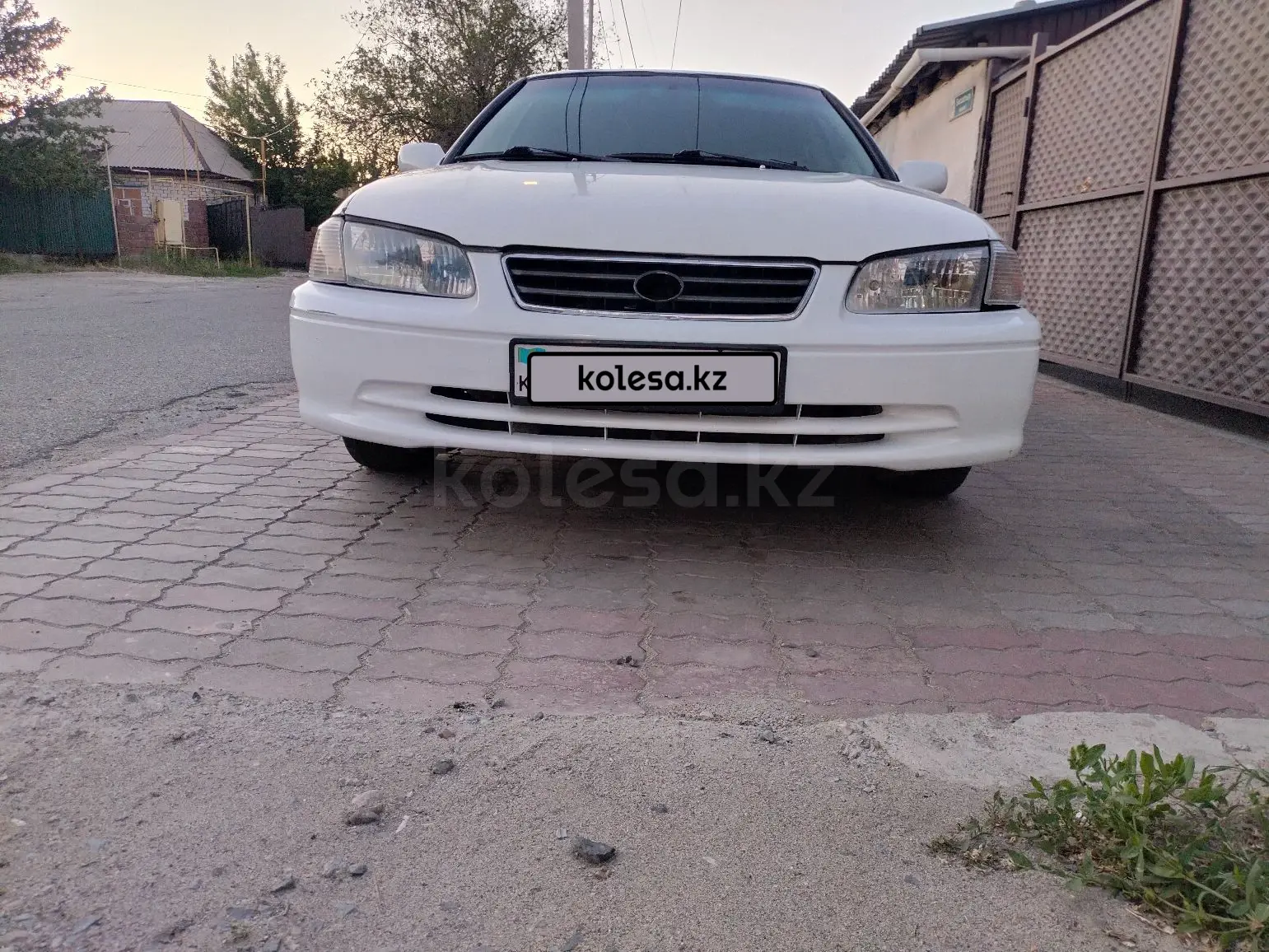 Toyota Camry, 2001