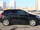 Chevrolet Tracker 2020 года за 6 350 000 тг. в Караганда – фото 5