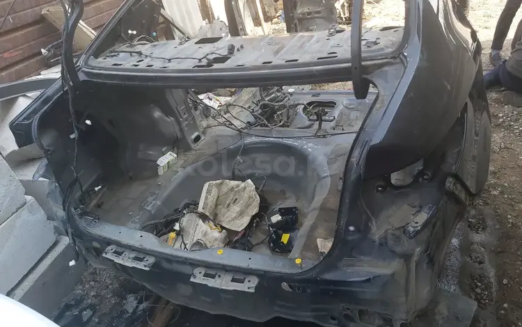 Задный кырло тазик камплект. за 280 000 тг. в Алматы