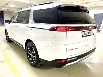 Kia Carnival 2021 года за 15 500 000 тг. в Алматы – фото 4