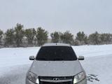 ВАЗ (Lada) Granta 2190 2013 годаүшін2 050 000 тг. в Актобе