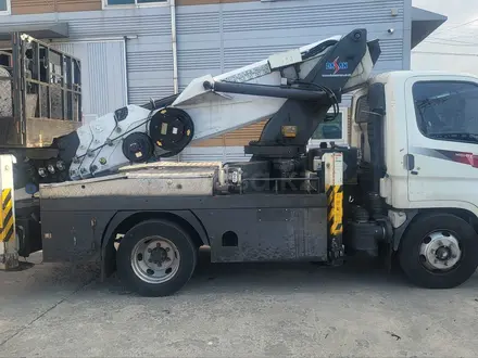 HYUNDAI 2013 года за 15 000 000 тг. в Алматы – фото 20