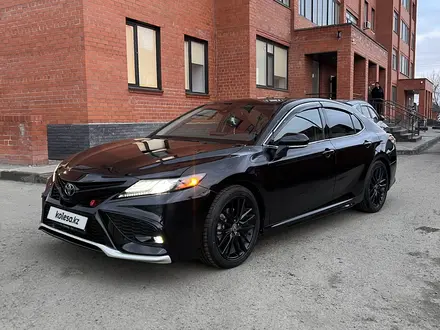 Toyota Camry 2021 года за 14 500 000 тг. в Павлодар