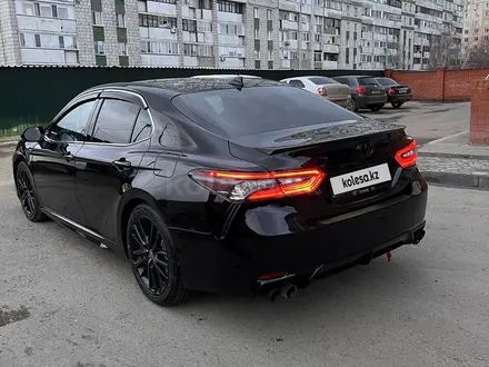 Toyota Camry 2021 года за 14 500 000 тг. в Павлодар – фото 5