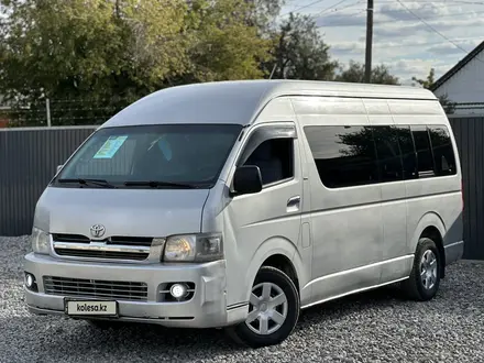 Toyota Hiace 2010 года за 8 890 000 тг. в Актобе