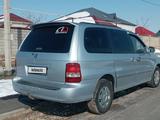 Kia Carnival 2003 года за 1 600 000 тг. в Шымкент