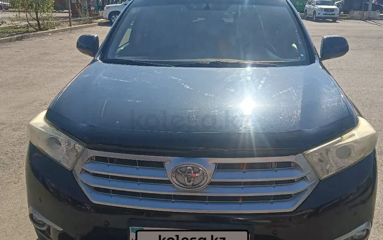 Toyota Highlander 2013 года за 11 000 000 тг. в Алматы
