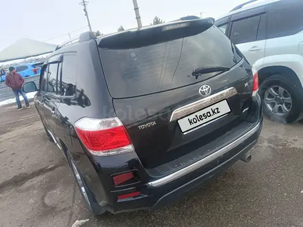 Toyota Highlander 2013 года за 11 000 000 тг. в Алматы – фото 11