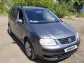 Volkswagen Touran 2003 года за 3 300 000 тг. в Павлодар – фото 2