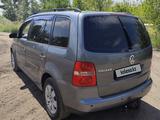Volkswagen Touran 2003 года за 3 300 000 тг. в Павлодар – фото 3