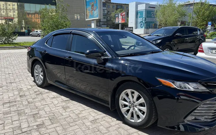 Toyota Camry 2019 года за 12 200 000 тг. в Караганда