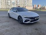 Hyundai Elantra 2023 года за 8 500 000 тг. в Астана – фото 2