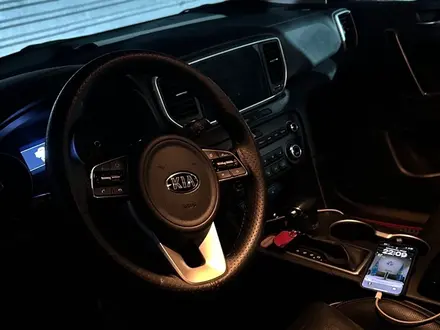 Kia Sportage 2021 года за 10 699 999 тг. в Атырау – фото 3