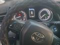 Toyota Camry 2022 года за 13 500 000 тг. в Павлодар – фото 2