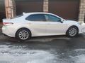 Toyota Camry 2022 года за 13 500 000 тг. в Павлодар – фото 4