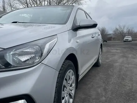 Hyundai Accent 2020 года за 7 500 000 тг. в Темиртау – фото 2