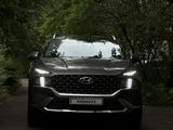 Hyundai Santa Fe 2023 годаүшін19 300 000 тг. в Алматы
