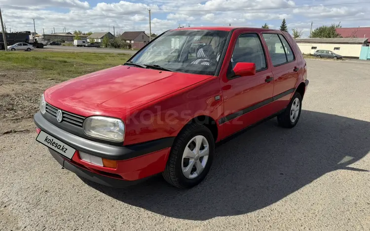 Volkswagen Golf 1996 года за 1 800 000 тг. в Астана