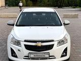 Chevrolet Cruze 2013 года за 2 950 000 тг. в Шымкент – фото 2