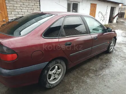 Renault Laguna 1994 года за 950 000 тг. в Семей – фото 4