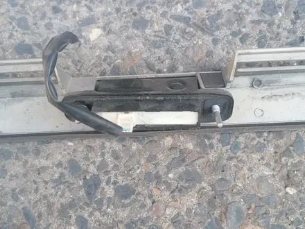 Молдинг накладка с камера и кнопка на задняя дверь крышка за 15 000 тг. в Усть-Каменогорск – фото 4