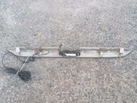 Молдинг накладка с камера и кнопка на задняя дверь крышка за 15 000 тг. в Усть-Каменогорск – фото 5