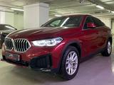 BMW X6 2021 года за 39 000 000 тг. в Астана – фото 2