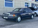 Mercedes-Benz E 260 1993 года за 1 600 000 тг. в Караганда – фото 2