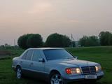 Mercedes-Benz E 280 1989 годаfor1 700 000 тг. в Шымкент