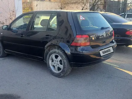 Volkswagen Golf 2002 года за 2 750 000 тг. в Шымкент – фото 2