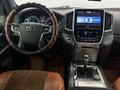 Toyota Land Cruiser Luxe 2017 годаүшін31 500 000 тг. в Астана – фото 9