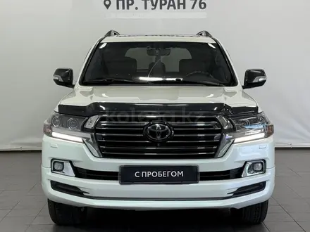 Toyota Land Cruiser Luxe 2017 года за 31 500 000 тг. в Астана – фото 5