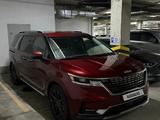 Kia Carnival 2023 года за 21 000 000 тг. в Астана