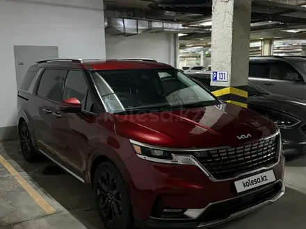 Kia Carnival 2023 года за 21 000 000 тг. в Астана