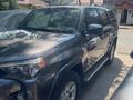 Пороги-подножки для TOYOTA 4RUNNER N285 кузов, оригинал за 140 000 тг. в Тараз