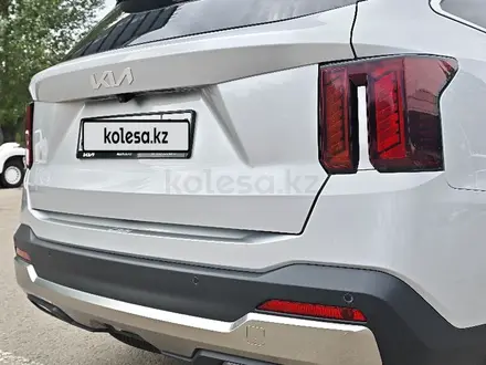 Kia Sorento 2025 года за 18 950 000 тг. в Астана – фото 15