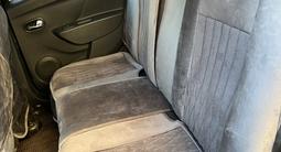 Renault Sandero 2015 года за 1 700 000 тг. в Алматы – фото 5