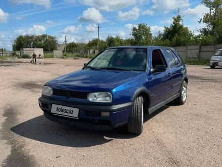 Volkswagen Golf 1996 года за 1 250 000 тг. в Кокшетау – фото 2