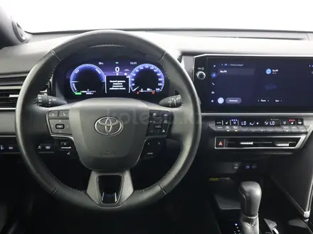 Toyota Camry Luxe 2025 года за 22 620 000 тг. в Астана – фото 18